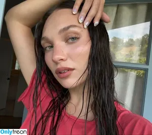 Maddie Ziegler / maddieziegler nude photo #1679