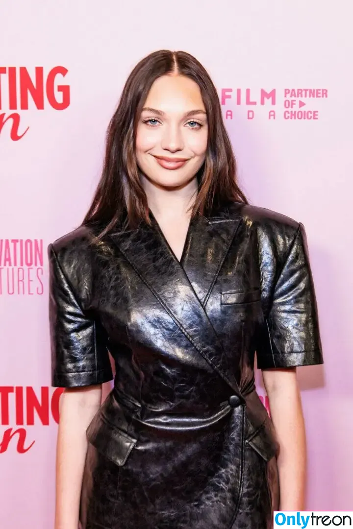 Maddie Ziegler nude photo #1159 (maddieziegler)