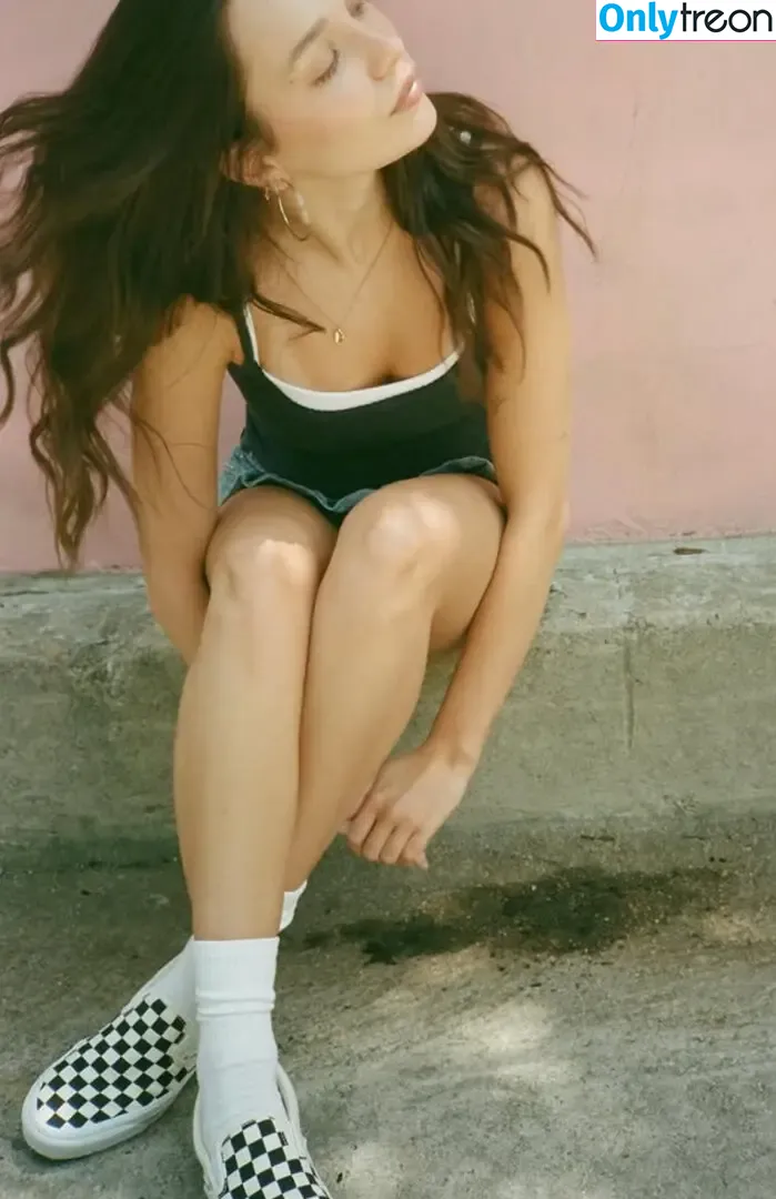 Maddie Ziegler nude photo #1675 (maddieziegler)