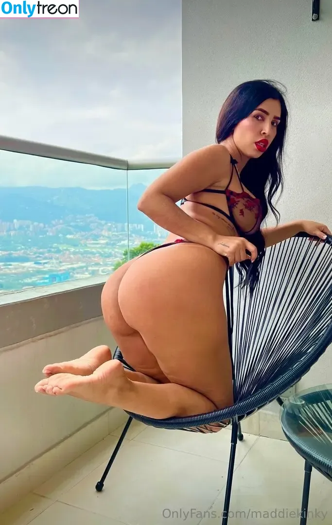 maddiekinky nude photo #0365 (maddie.kiim)