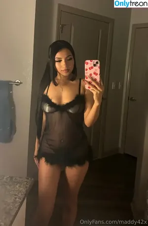 Maddy42x / maddy.xg nude photo #0035