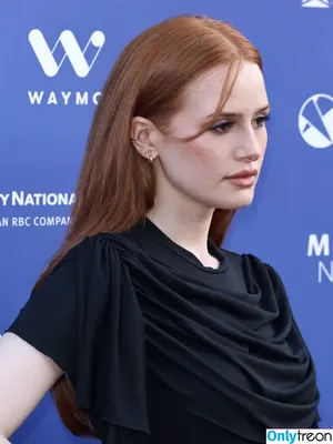 Madelaine Petsch / madelame nude photo #0226