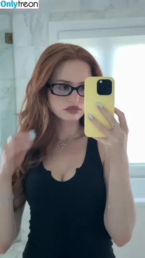 Madelaine Petsch / madelame nude photo #0239