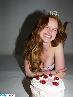 Madelaine Petsch / madelame nude photo #0365