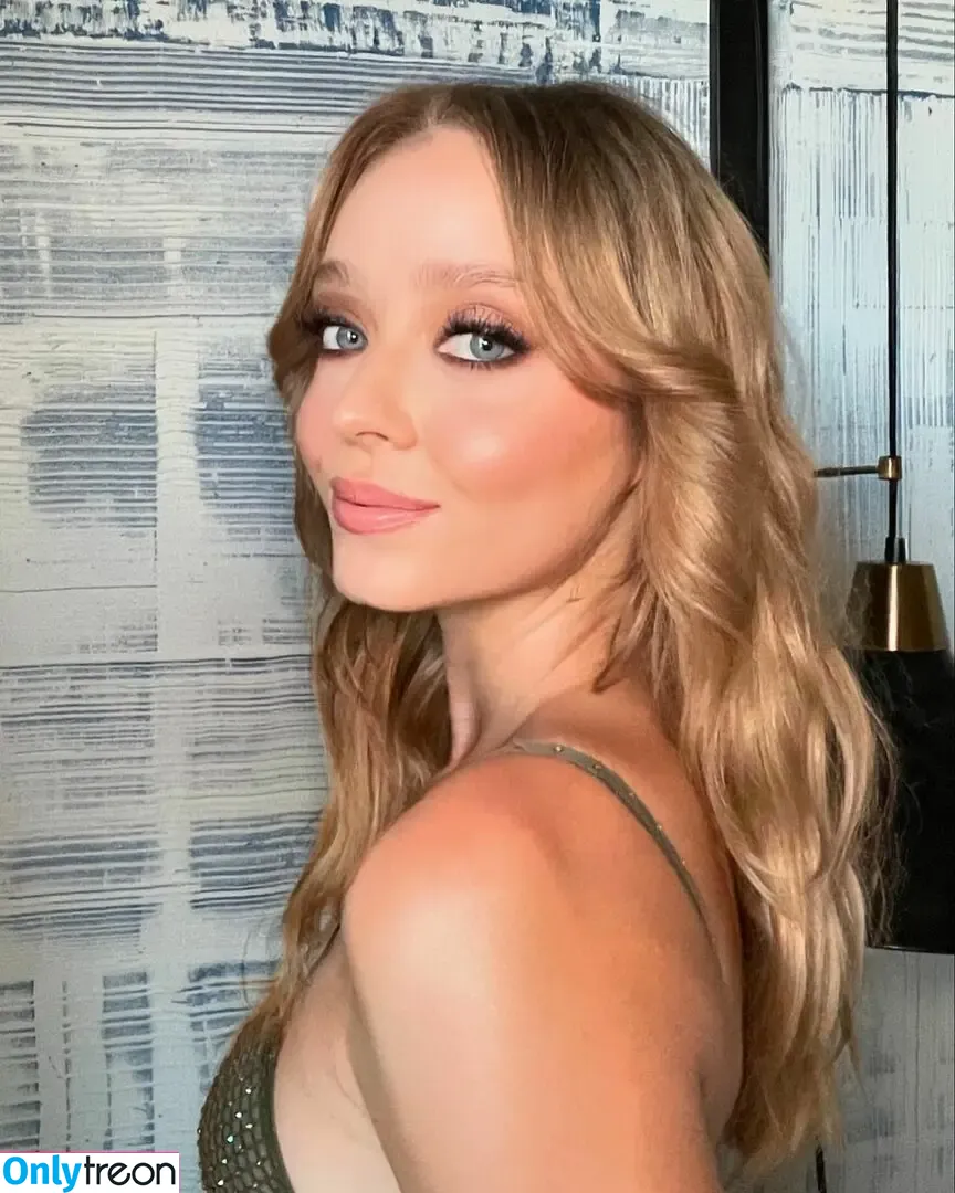 Madeleine Arthur nude photo #0010 (madeleinearthur)