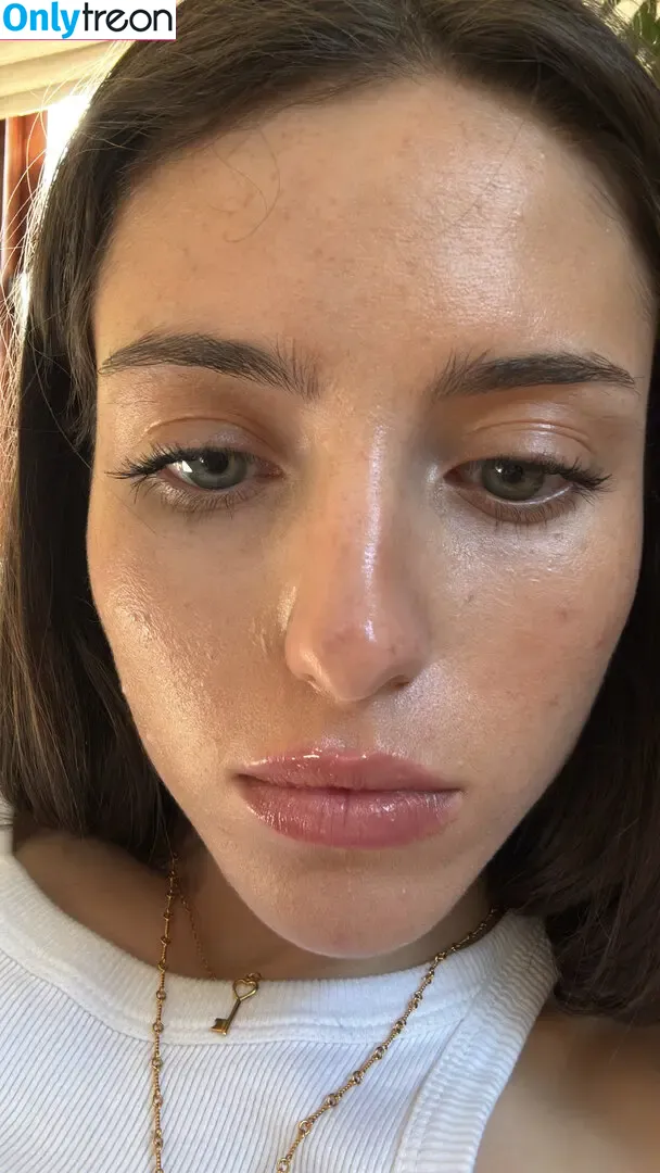 Madeline Argy nude photo #0172 (madelineargy)