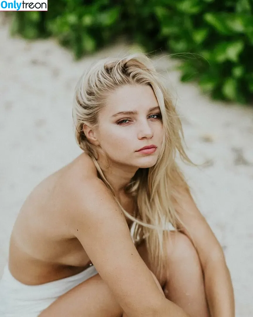 Madeline Keating nude photo #0036 (madeleinemichael)