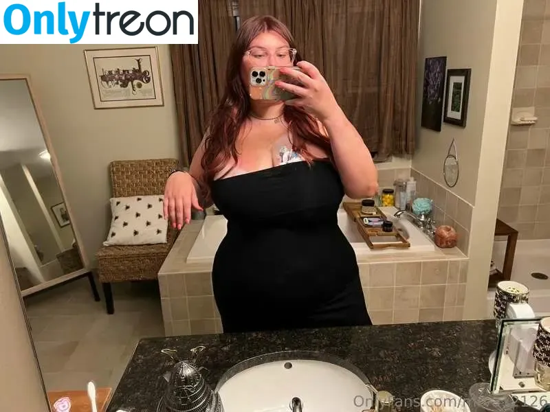 Madeline Van Aken nude photo #0012 (mrva12126 / mvanwrites)