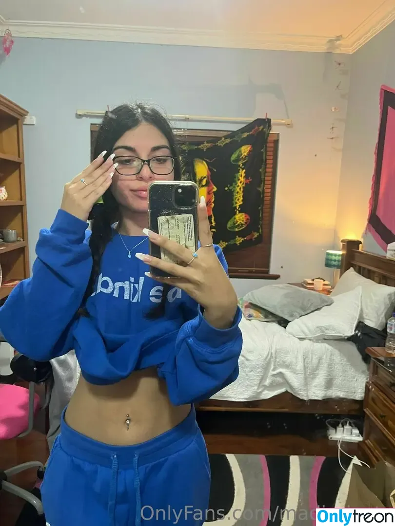 madiprivate nude photo #0002 (madialclosse)