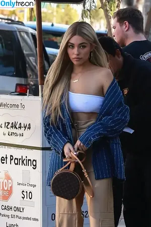 Madison Beer / madisonbeer nude photo #0582
