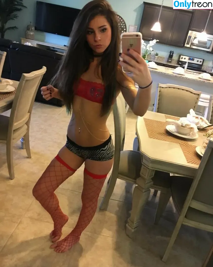 Madison Deck nude photo #0203 (madison.deck / saymadisondeck / saytease)