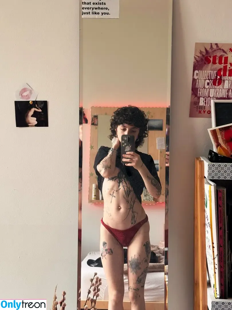 madison_olsen nude photo #0119 (maddymooo5)
