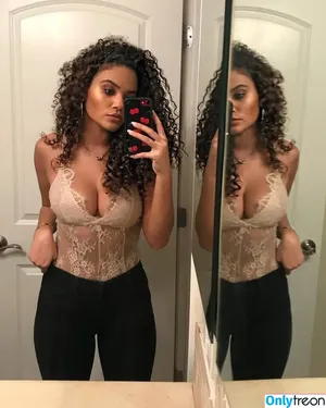 Madison Pettis / madisonpettis nude photo #0026