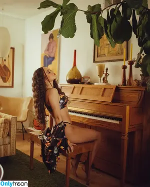 Madison Pettis / madisonpettis nude photo #0067