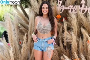 Madison Pettis / madisonpettis nude photo #0076