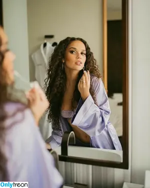 Madison Pettis / madisonpettis nude photo #0141