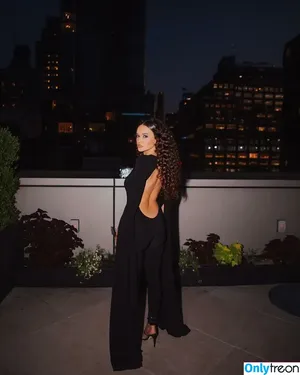 Madison Pettis / madisonpettis nude photo #0247