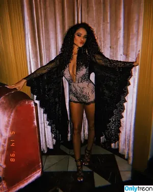 Madison Pettis / madisonpettis nude photo #0279