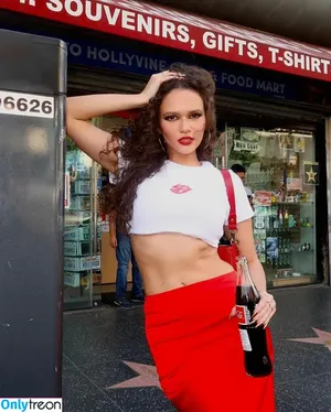 Madison Pettis / madisonpettis nude photo #0309