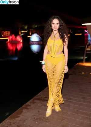 Madison Pettis / madisonpettis nude photo #0399