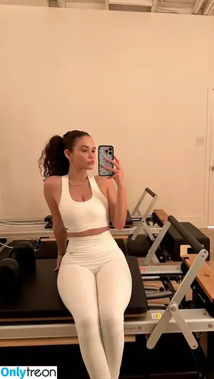 Madison Pettis / madisonpettis nude photo #0428