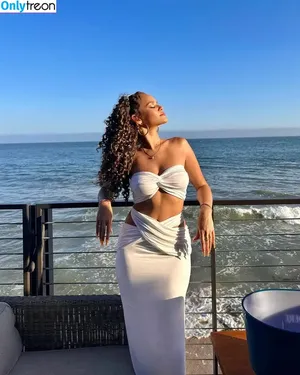 Madison Pettis / madisonpettis nude photo #0475