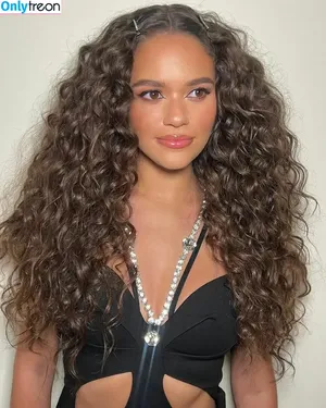 Madison Pettis / madisonpettis nude photo #0492