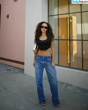 Madison Pettis / madisonpettis nude photo #0504