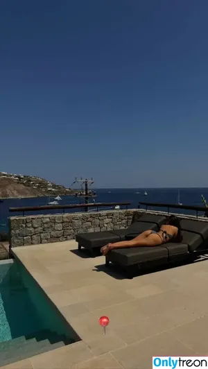 Madison Pettis / madisonpettis nude photo #0531