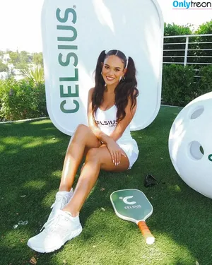 Madison Pettis / madisonpettis nude photo #0605