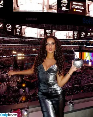 Madison Pettis / madisonpettis nude photo #0612