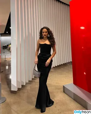 Madison Pettis / madisonpettis nude photo #0640