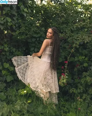 Madison Pettis / madisonpettis nude photo #0763