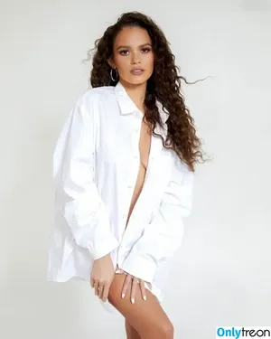 Madison Pettis / madisonpettis nude photo #0764