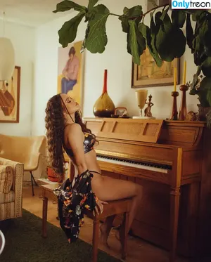Madison Pettis / madisonpettis nude photo #0791