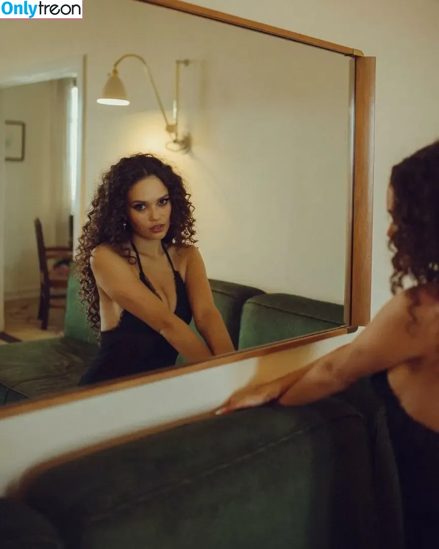 Madison Pettis nude photo #0099 (madisonpettis)