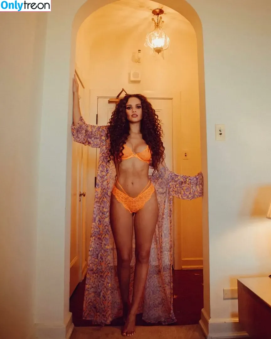 Madison Pettis nude photo #0110 (madisonpettis)