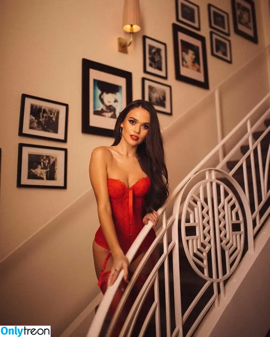 Madison Pettis nude photo #0161 (madisonpettis)
