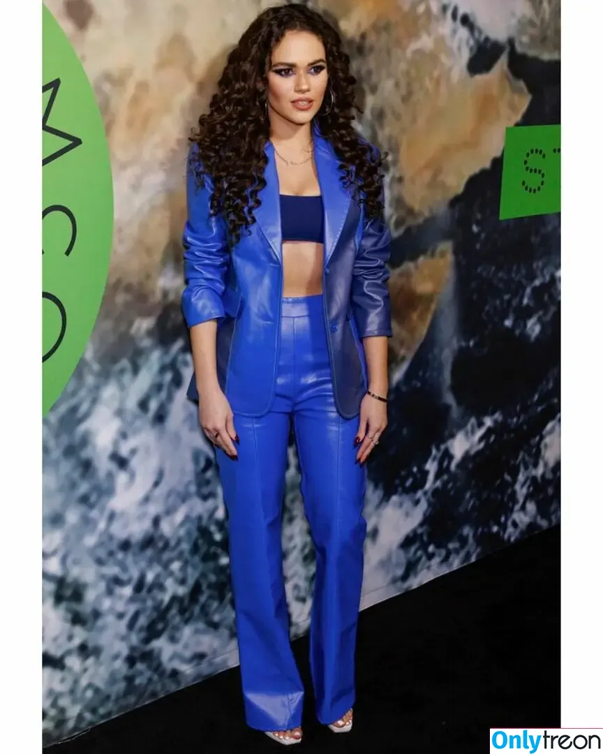Madison Pettis nude photo #0362 (madisonpettis)