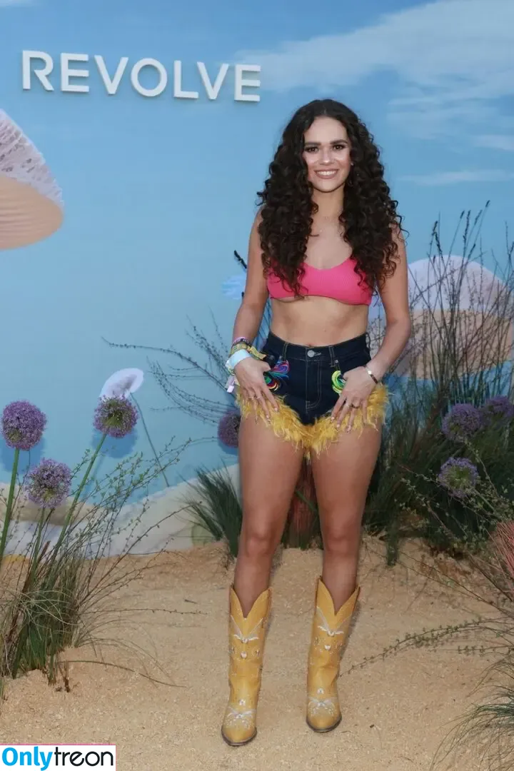 Madison Pettis nude photo #0403 (madisonpettis)