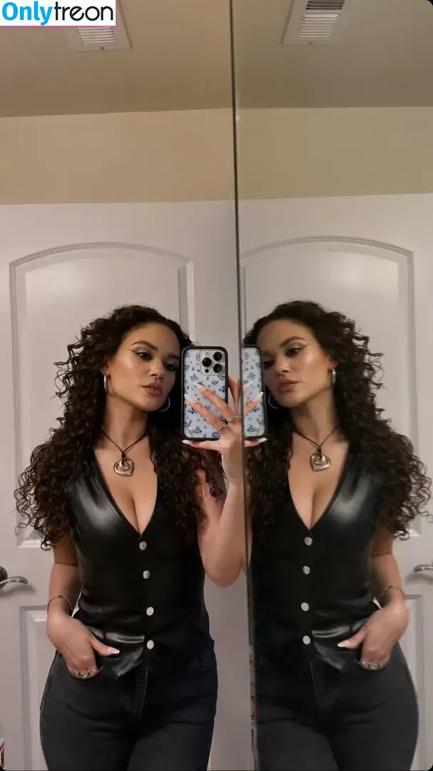 Madison Pettis nude photo #0445 (madisonpettis)