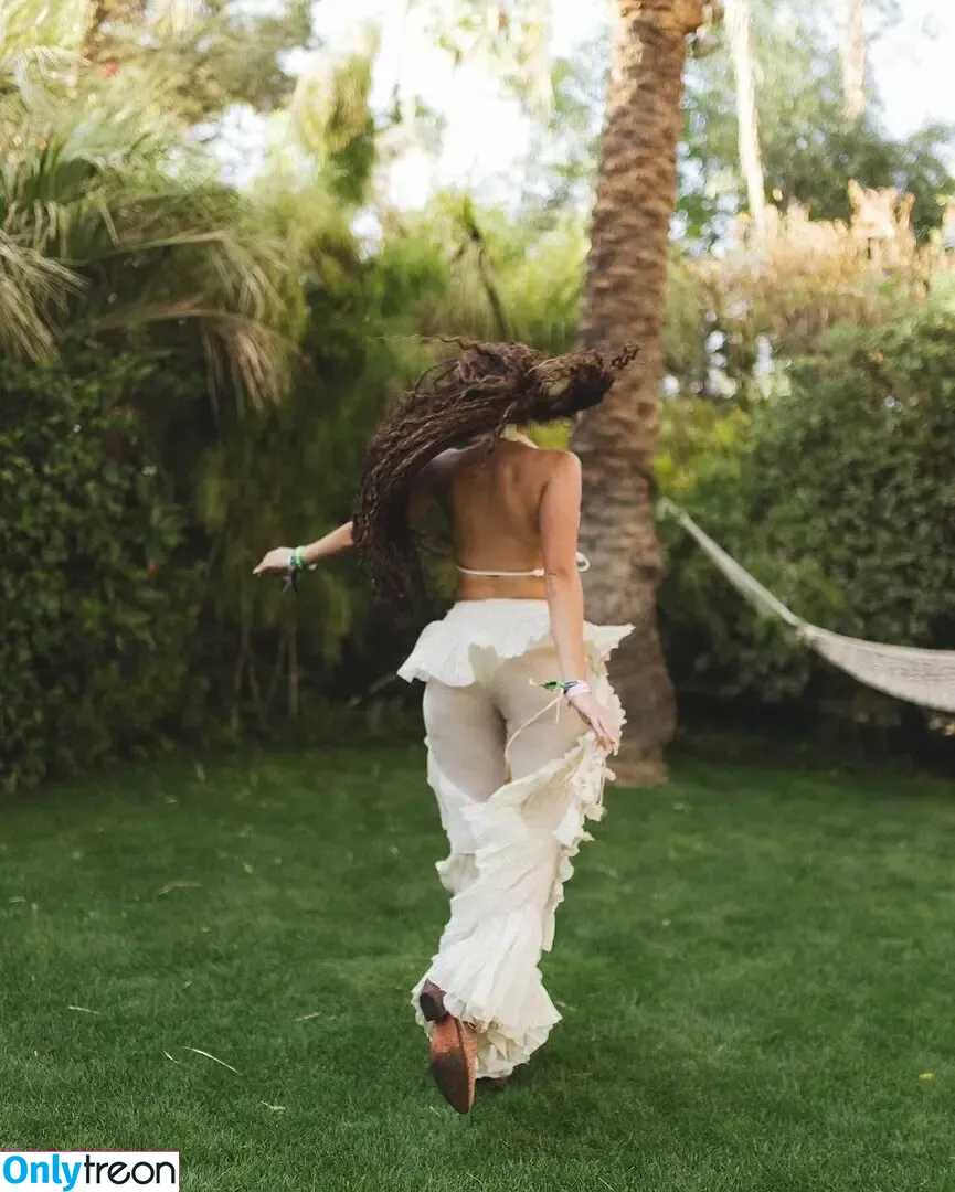 Madison Pettis nude photo #0739 (madisonpettis)