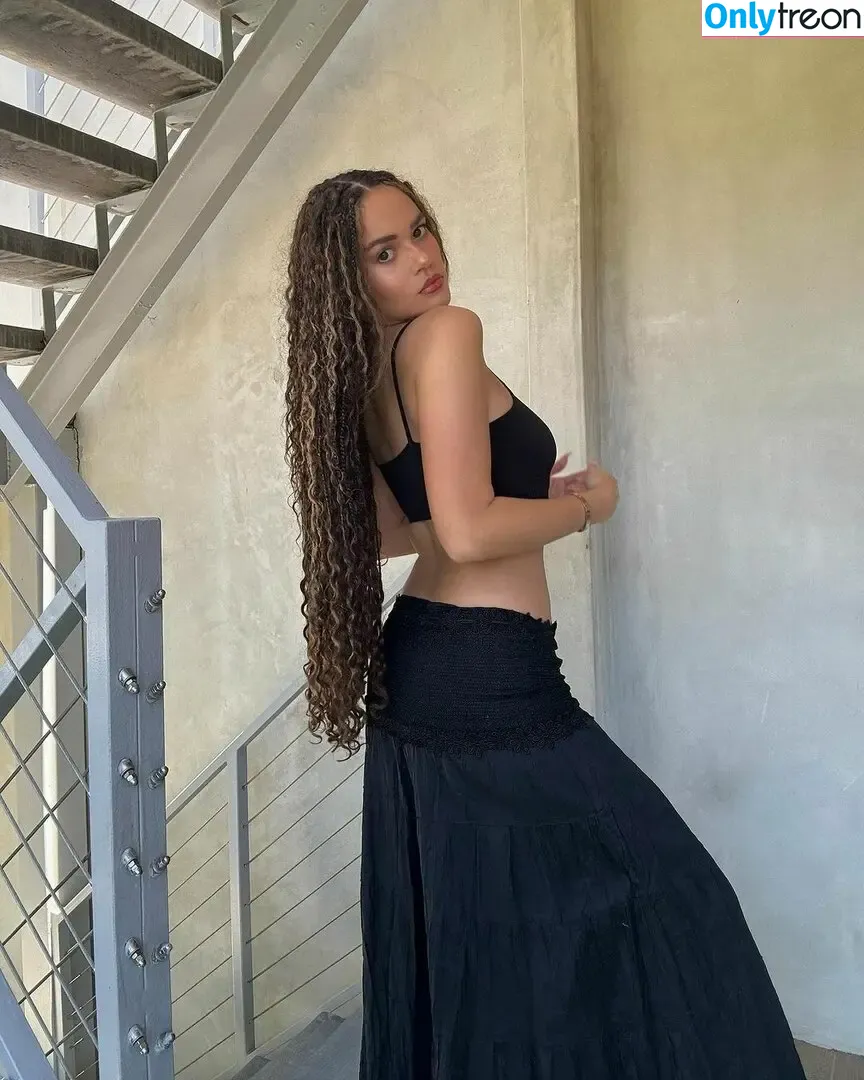 Madison Pettis nude photo #0757 (madisonpettis)