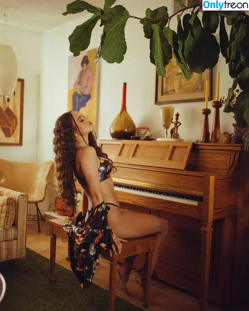 Madison Pettis nude photo #0791 (madisonpettis)