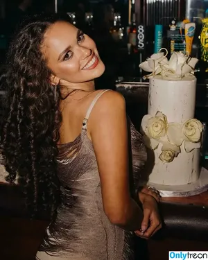 Madison Pettis / madisonpettis nude photo #1046