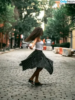Madison Pettis / madisonpettis nude photo #1051
