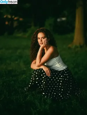 Madison Pettis / madisonpettis nude photo #1055
