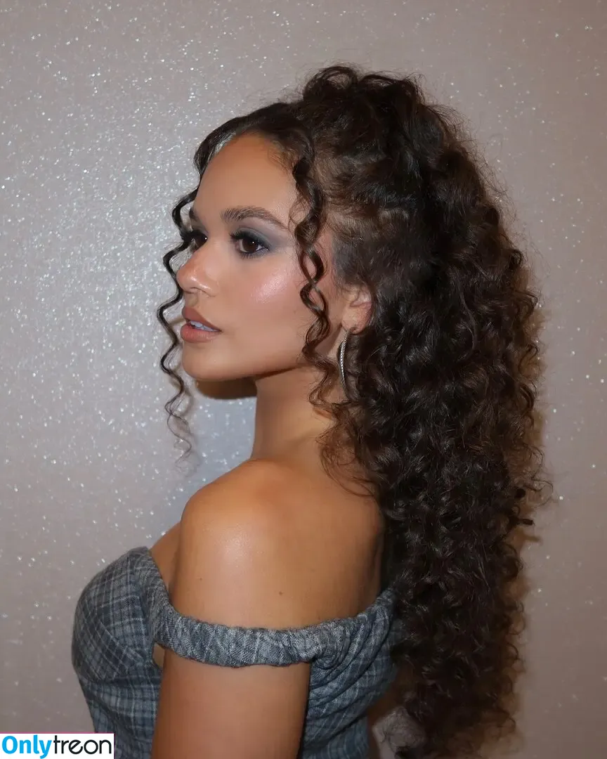 Madison Pettis nude photo #1068 (madisonpettis)