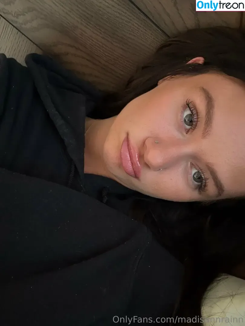Madisonnrainn nude photo #0044 (madison.rainn)