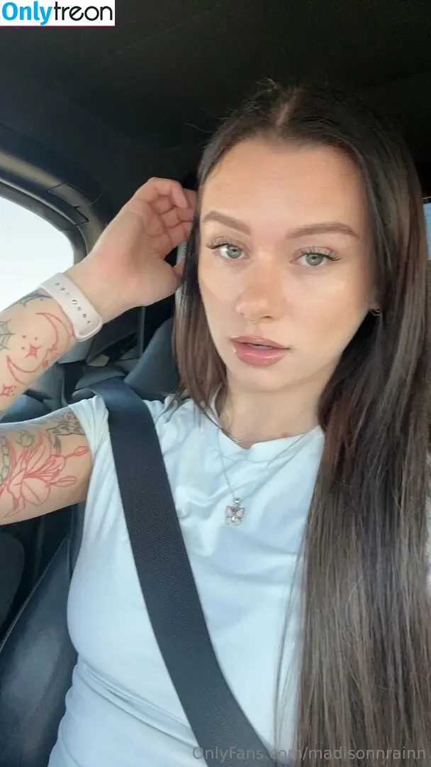 Madisonnrainn nude photo #0076 (madison.rainn)